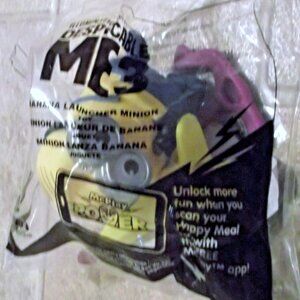 2/$30 McDonald's Despicable Me3 Banana Launcher Minion Collectible Toy 2017 NIP